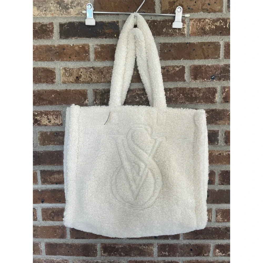 Victoria's Secret Ivory Sherpa Tote Bag - Picture 1 of 5